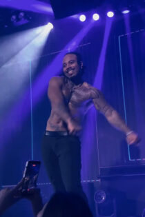 Gogo danseur à Martigny