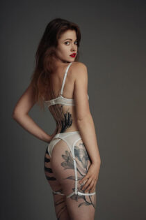 Stripteaseuse show privé Crans-Montana